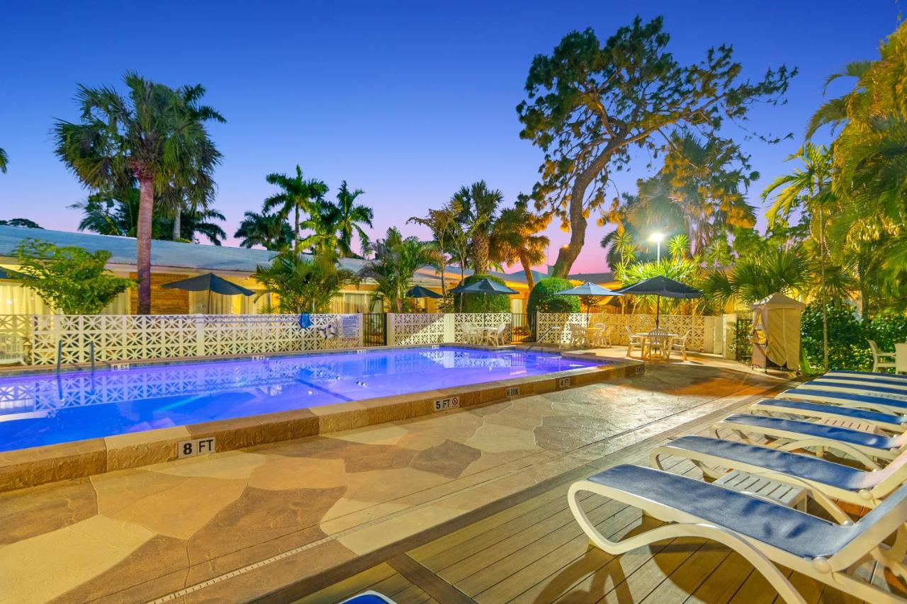 The Fairways Inn Of Naples Naples Park Exteriér fotografie